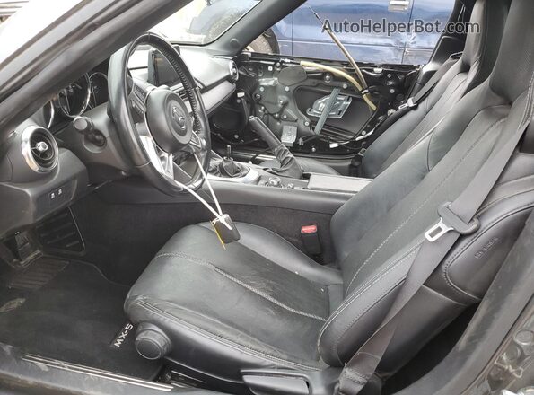 JM1NDAM75L0411051 2020 MAZDA MX-5 Gray Front interior view