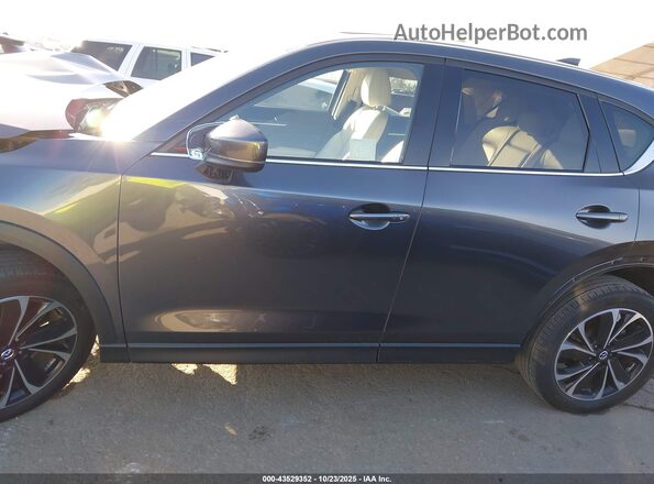 JM3KFBEM2N1522314 2022 MAZDA CX-5 Gray 360 interior view