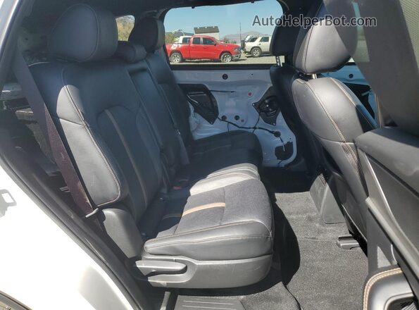 JM3KJEHA2S1112111 2025 MAZDA CX-70 Белый Вид задних сидений
