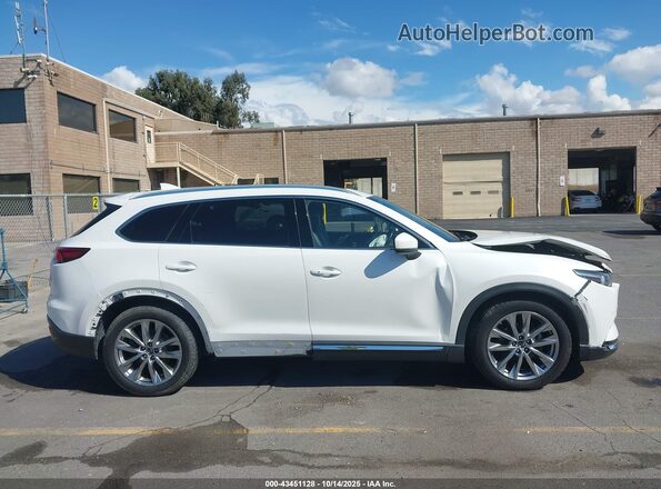 JM3TCADY0K0301386 2019 MAZDA CX-9 White Rear interior view