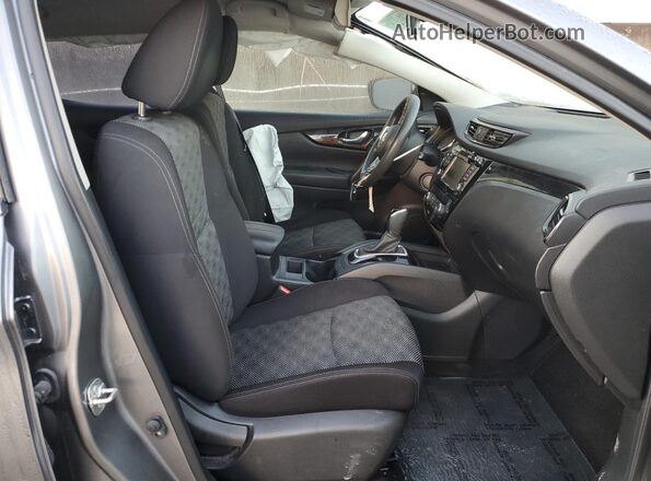 JN1BJ1CV4LW256388 2020 NISSAN ROGUE Gray Вид салону спереду