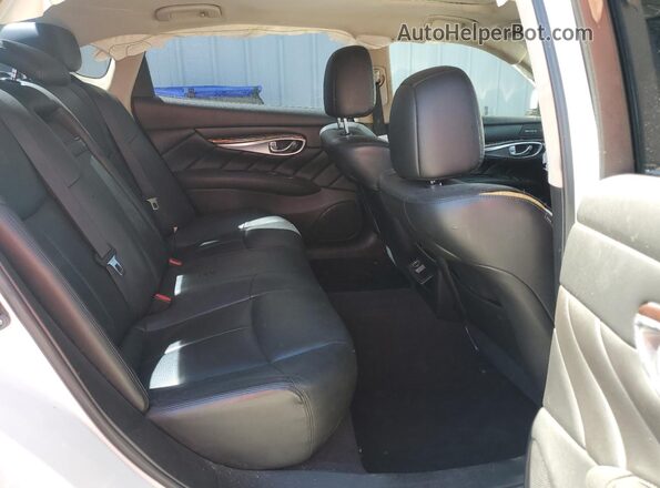 JN1BY1PR4GM720564 2016 INFINITI Q70L White 