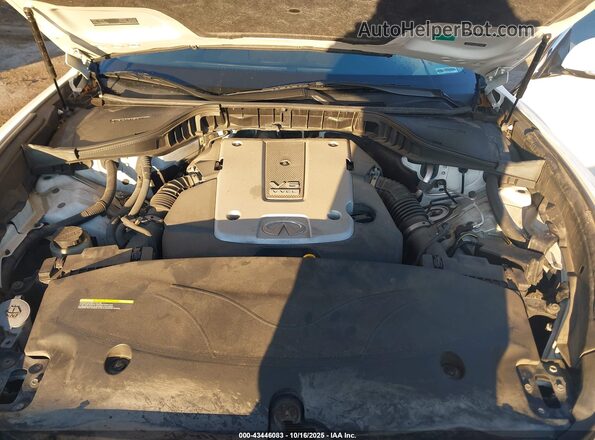 JN1BY1PRXJM370669 2018 INFINITI Q70L White Rear view