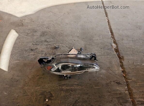 JN1CV7EKXJM200172 2018 INFINITI Q60 Gray Вид підкапотного простору
