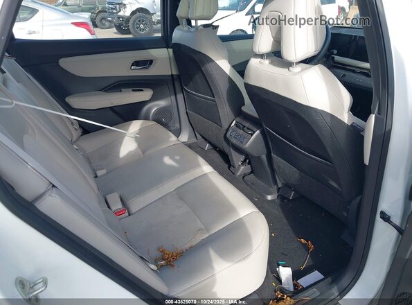 JN1DF0BB8RM733470 2024 NISSAN ARIYA White VIN sticker view