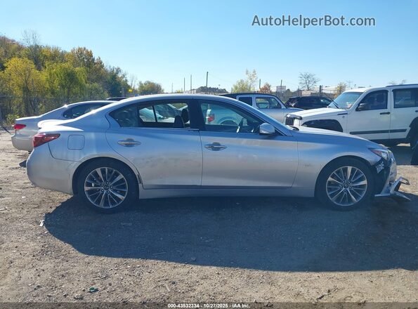 JN1EV7AP0LM207824 2020 INFINITI Q50 Серебряный Вид задней части салона