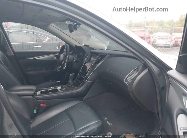 JN1EV7AP3LM204464 2020 INFINITI Q50 Gray Front interior view