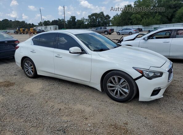 JN1EV7APXMM701903 2021 INFINITI Q50 White Front right