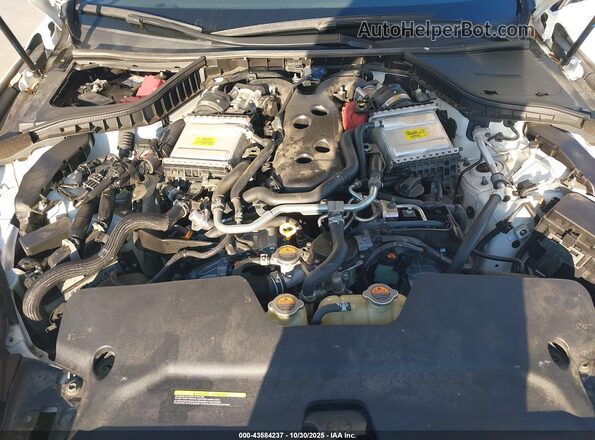 JN1EV7AR7LM255595 2020 INFINITI Q50 White 