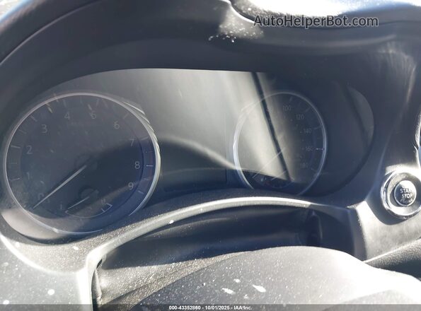 JN1EV7EL9HM551084 2017 INFINITI Q60 White Rear seats view
