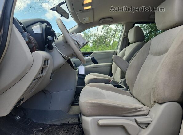 JN8AE2KP6H9166563 2017 NISSAN QUEST Gray 