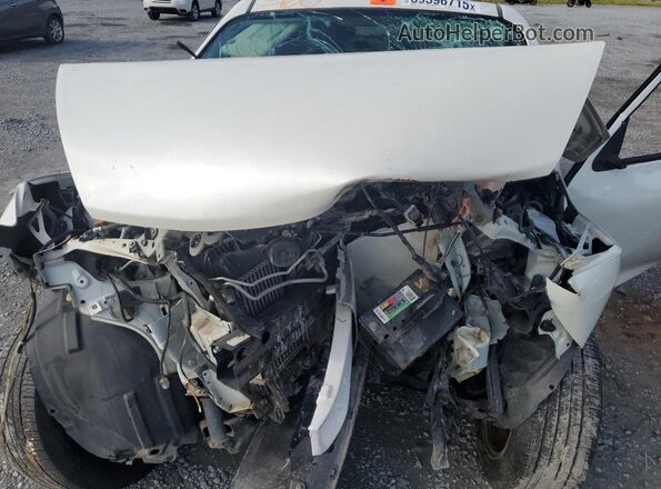 JN8AF5MV0HT754049 2017 NISSAN JUKE White 