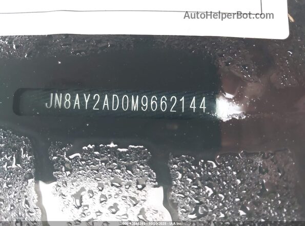 JN8AY2AD0M9662144 2021 NISSAN ARMADA Silver Widok komory silnika
