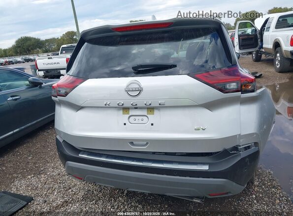 JN8BT3BA5PW434420 2023 NISSAN ROGUE Silver 