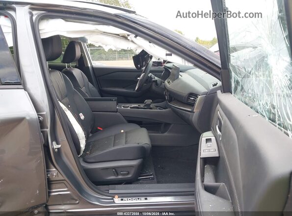 JN8BT3CB6SW429775 2025 NISSAN ROGUE Gray Вид салону спереду