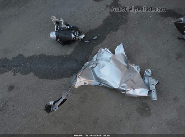 JTDACACU2S3049217 2025 TOYOTA PRIUS PLUG-IN HYBRID Silver Vista del cuadro de instrumentos