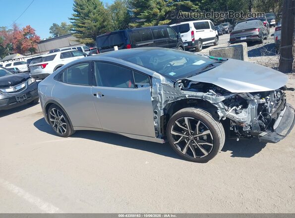 JTDACACU3R3035983 2024 TOYOTA PRIUS PRIME Silver Rear interior view
