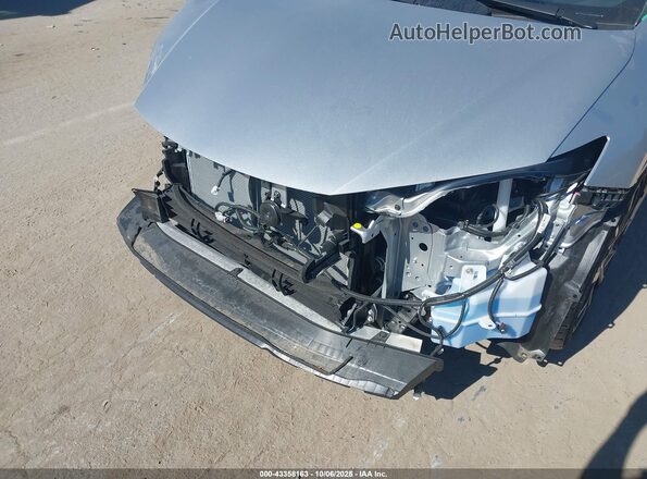 JTDACACU3R3035983 2024 TOYOTA PRIUS PRIME Silver Front view