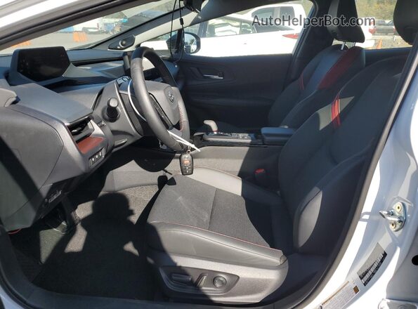 JTDACACU9S3043379 2025 TOYOTA PRIUS White Vista interior delantera