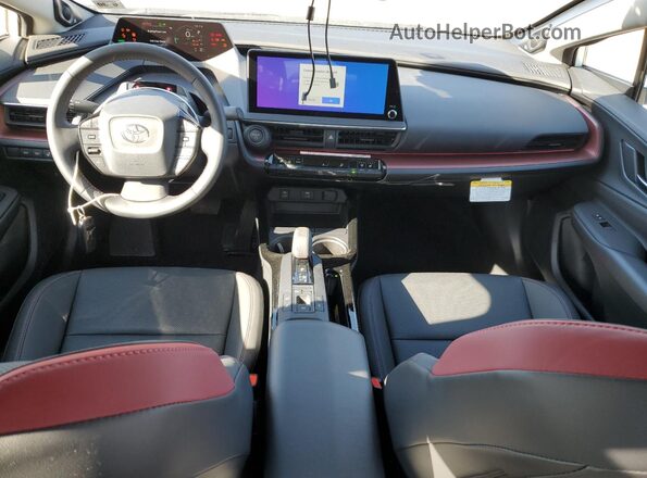 JTDACACU9S3043379 2025 TOYOTA PRIUS White Vista del salpicadero