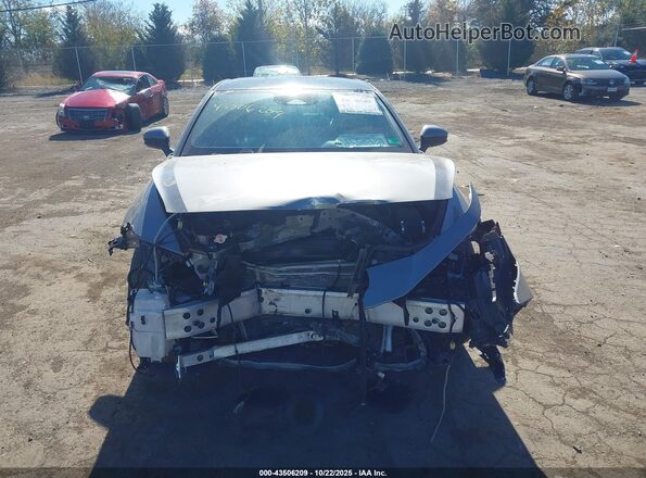 JTDAFAAF2P3002028 2023 TOYOTA CROWN Gray Widok wnętrza z tyłu