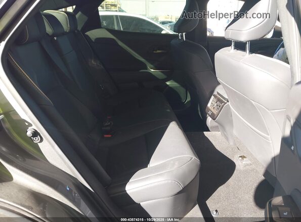 JTDAFAAF4R3008299 2024 TOYOTA CROWN Gray VIN կոդի պիտակի տեսք