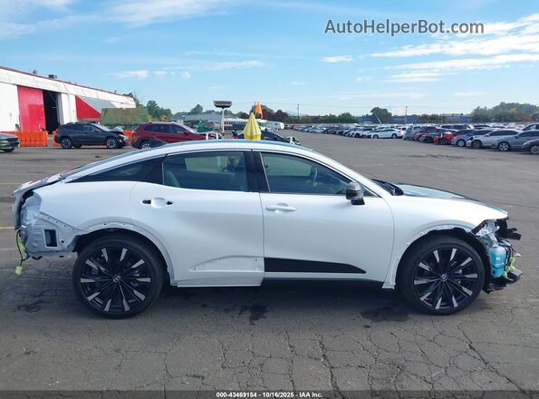 JTDAFAAF4T3014692 2026 TOYOTA CROWN White Панорамний вид салону 360°