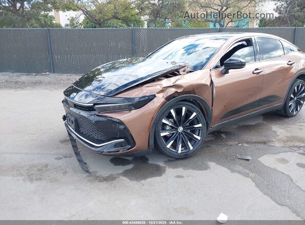 JTDAFAAFXR3008064 2024 TOYOTA CROWN Коричневый Вид спереди