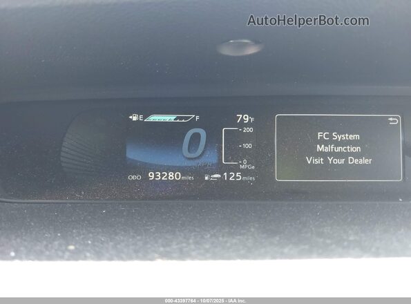 JTDBVRBD1HA001565 2017 TOYOTA MIRAI White 