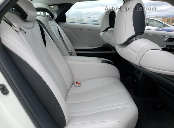 JTDBVRBD5KA007800 2019 TOYOTA MIRAI White უკანა სავარძლების ხედი