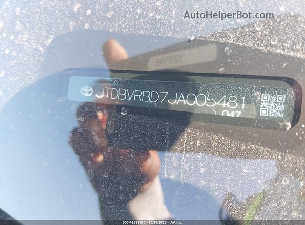 JTDBVRBD7JA005481 2018 TOYOTA MIRAI Blue Widok komory silnika