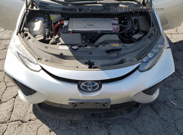 JTDBVRBD9HA001412 2017 TOYOTA MIRAI Silver Rear interior view