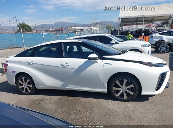JTDBVRBD9JA005255 2018 TOYOTA MIRAI White Vista interior trasera