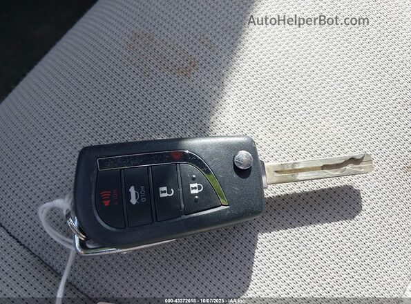 JTDEPRAE1LJ061016 2020 TOYOTA LL Silver Вид панелі приладів