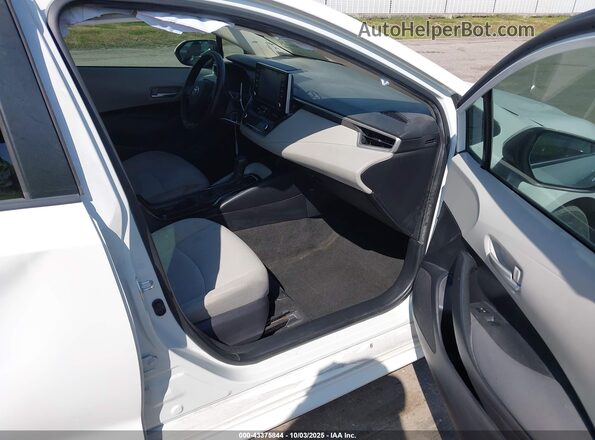 JTDEPRAE2LJ026811 2020 TOYOTA LL White Вид салону спереду