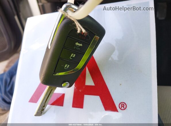 JTDEPRAE2LJ026811 2020 TOYOTA LL White Вид панелі приладів