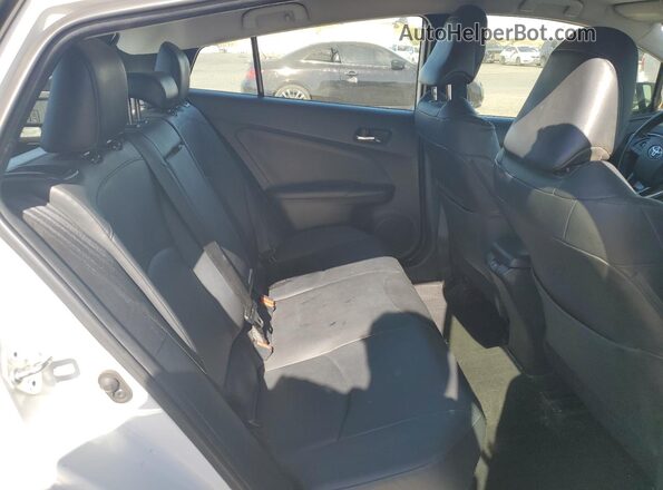 JTDKAMFU2N3157199 2022 TOYOTA PRIUS White Հետևի նստատեղերի տեսք