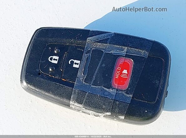 JTDKAMFU2N3168994 2022 TOYOTA PRIUS Серебряный Вид панели приборов