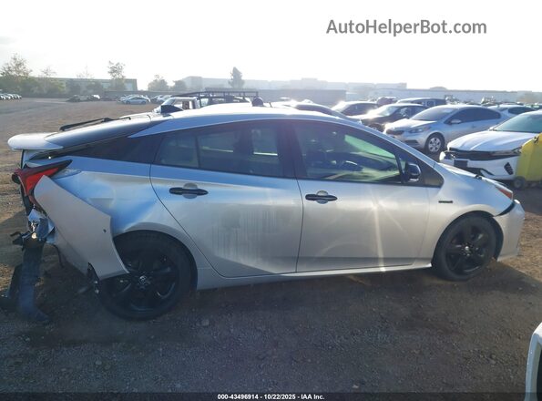 JTDKAMFU2N3168994 2022 TOYOTA PRIUS Серебряный Вид задней части салона