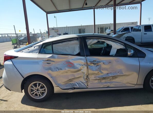 JTDKAMFUXN3178835 2022 TOYOTA PRIUS Silver Front view