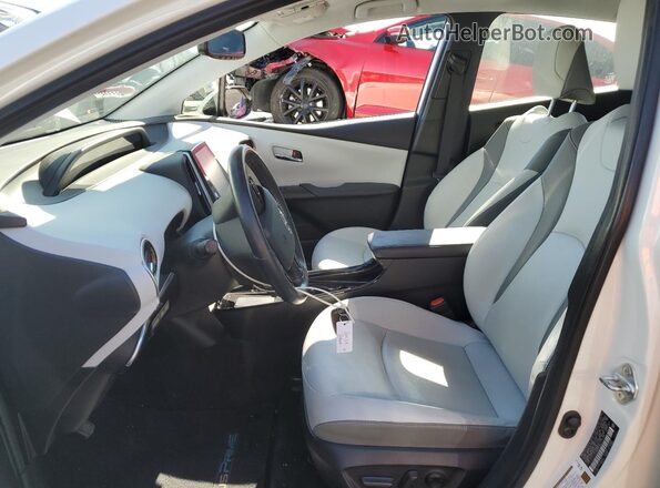 JTDKARFP2L3131738 2020 TOYOTA LE White Front interior view