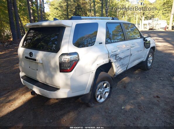 JTEBU5JR9L5777433 2020 TOYOTA 4RUNNER Белый Задняя правая четверть