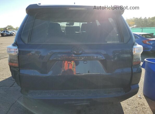 JTEBU5JR9L5826176 2020 TOYOTA 4RUNNER Blue Вид ззаду