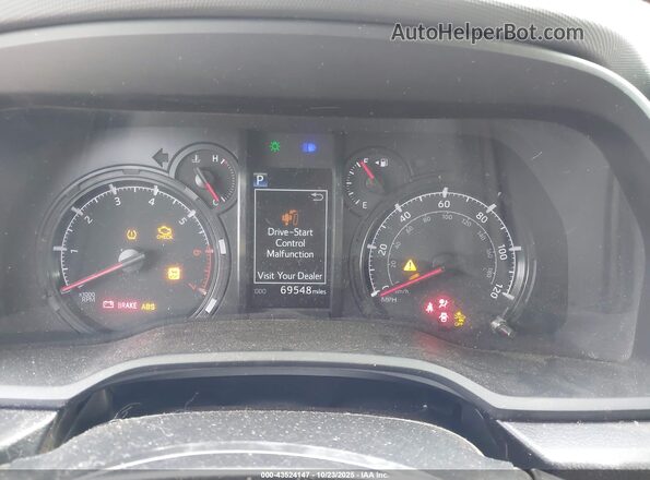 JTEEU5JR0N5267018 2022 TOYOTA 4RUNNER White Widok tylnych siedzeń