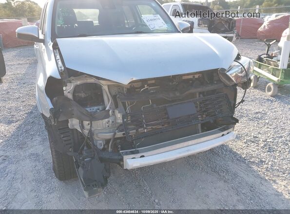 JTEEU5JR1N5275337 2022 TOYOTA 4RUNNER Silver წინა ხედი