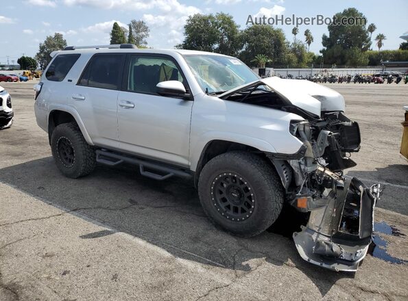 JTEEU5JR3N5273184 2022 TOYOTA 4RUNNER Silver Передня права чверть
