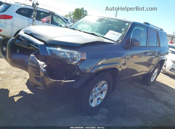 JTEEU5JR8M5228286 2021 TOYOTA 4RUNNER Gray 