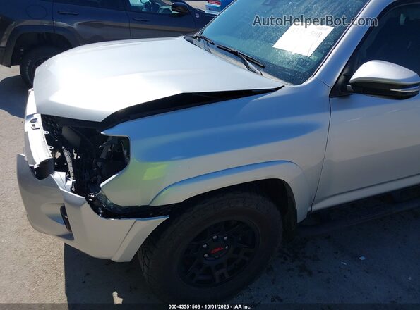JTEFU5JR9P5291521 2023 TOYOTA 4RUNNER Silver 