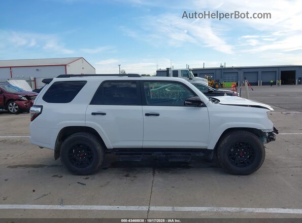 JTEHU5JR2M5918497 2021 TOYOTA 4RUNNER White 