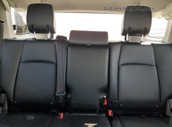 JTELU5JR6R6265393 2024 TOYOTA 4RUNNER White Հետևի նստատեղերի տեսք
